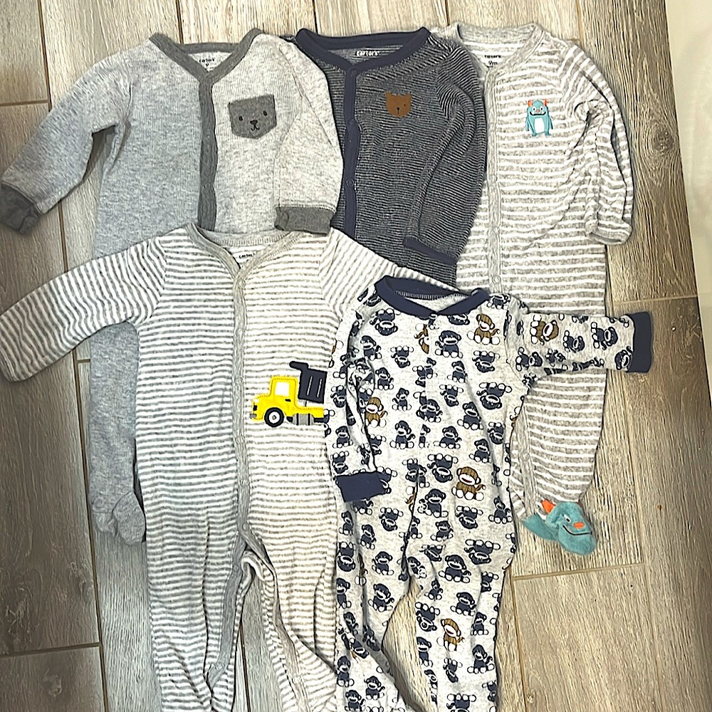 Carters snap front onesies - lot of 5- 9 months